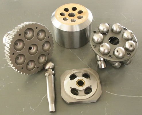 PC600-7 Komatsu Hydraulic Piston Pump Parts Travel Motor Parts